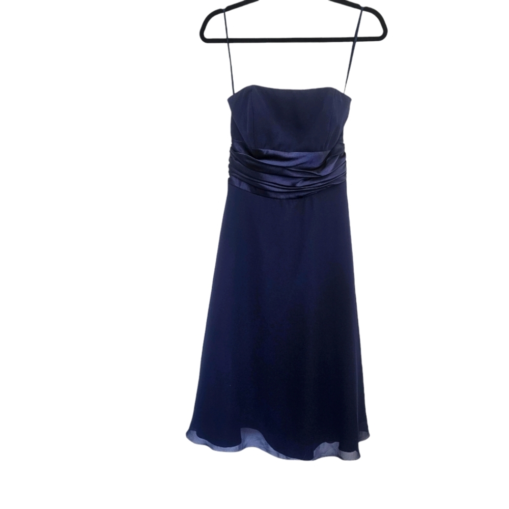 Unbranded junior size Navy Strapless formal dress with satin waste band